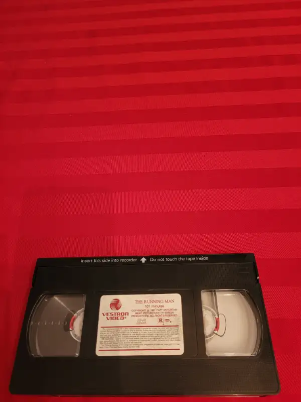 VINTAGE 1987 V.H.S. COPY OF THE RUNNING MAN!!! in Arts & Collectibles in City of Toronto - Image 3