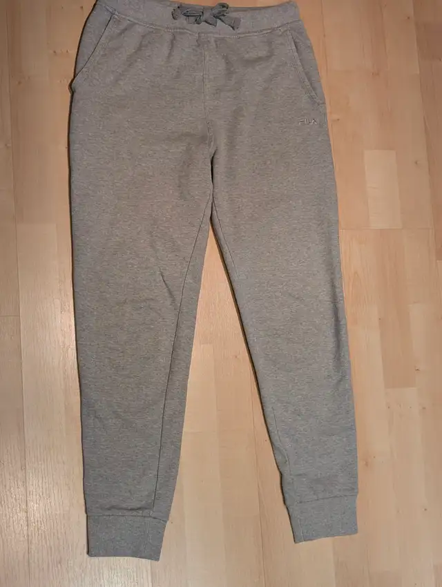 Size small men's jogging pants in Men's in Edmonton - Image 2