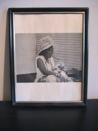 Framed "Lady in Havana" Photo (just $7.50)