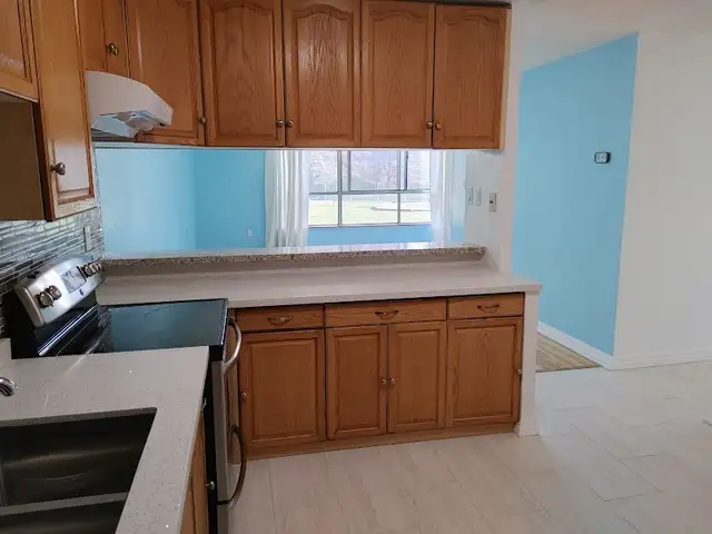 Large 3 Bedroom Condo Suite for Rent in Toronto