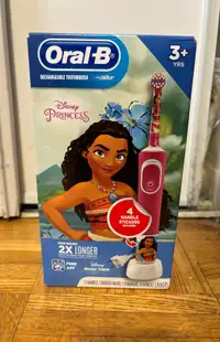 Oral B Moana Rechargeable Toothbrush Set for Kids