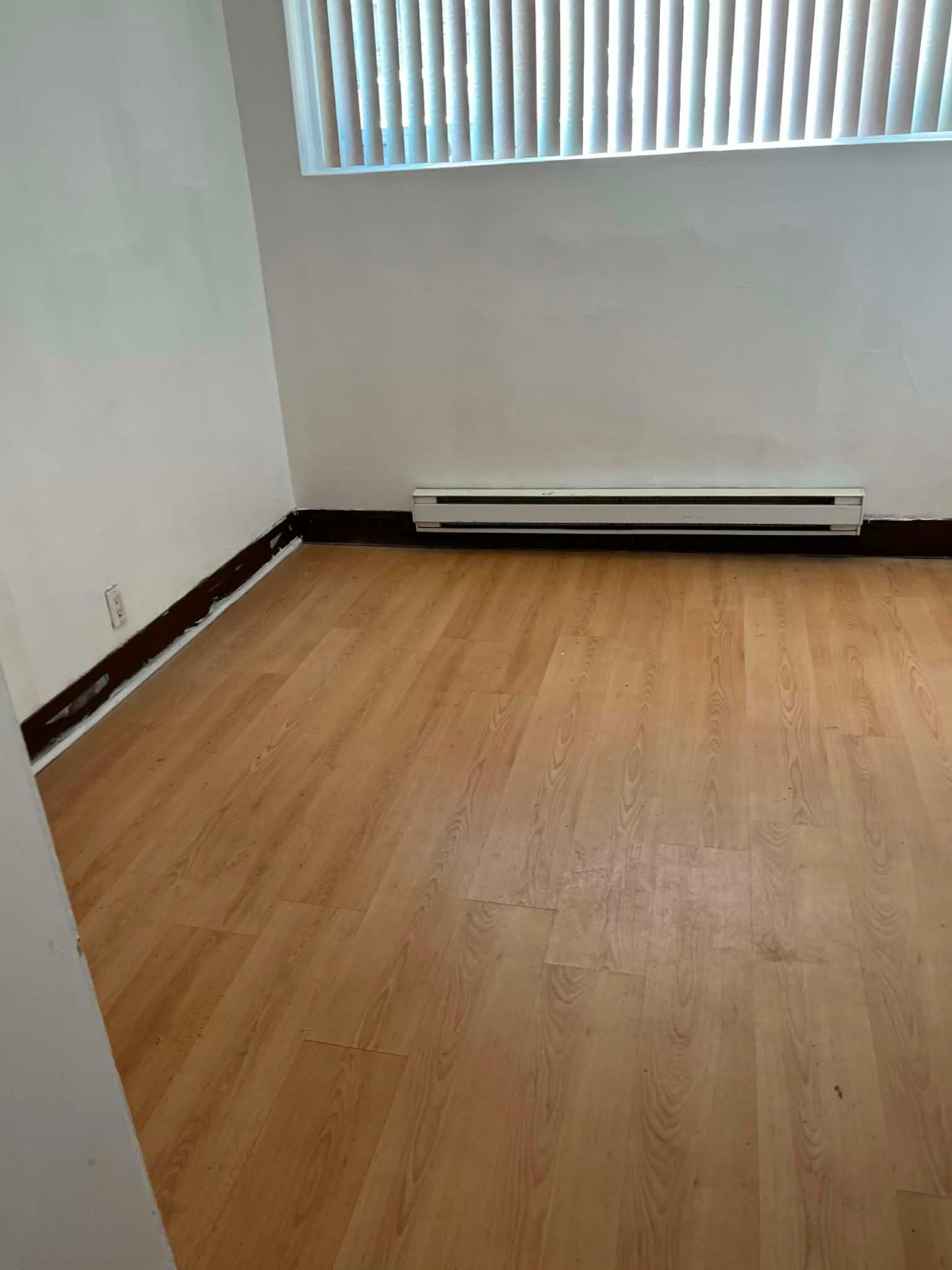 1 1/2 SAINT-LAURENT - CHAMBRE A LOUER / ROOM FOR RENT — photo 2