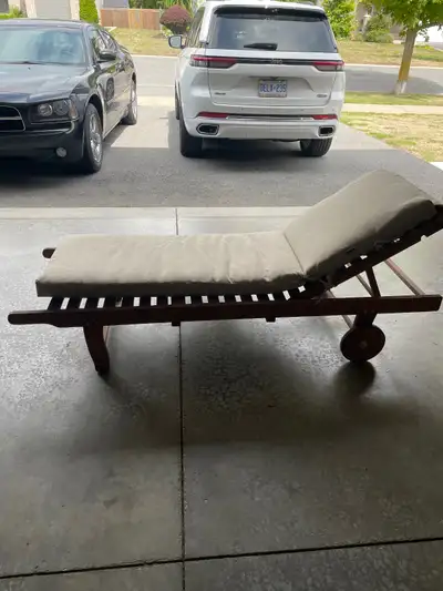 Great lounger with pad, View more