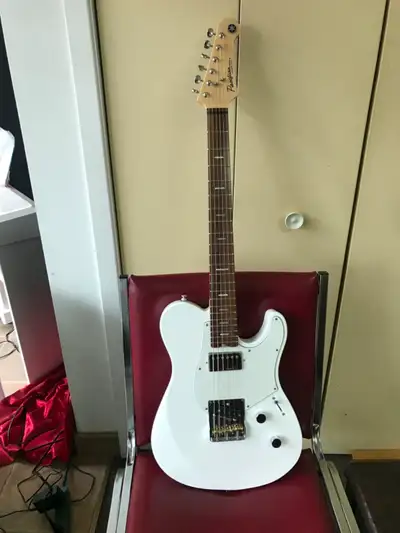 GUITARE ÉLECTRIQUE STANDARD + de Yamaha, View more