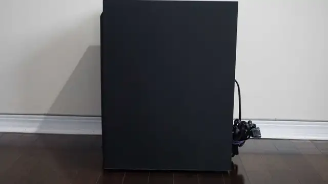 Polk Audio Powered Subwoofer (RM6750) in Speakers in Calgary - Image 5