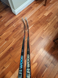 2 Hockeys composite senior Sherwood Rekker M85 Sr