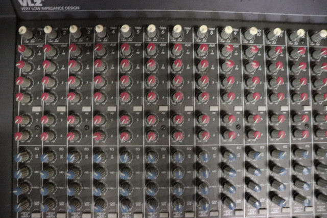 Mackie 24 Channel Mixer in case in Pro Audio & Recording Equipment in Saint John - Image 4