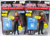 1995 STAR TREK SPACE TALK FIGURES // WILLIAM RIKER // Q on CARD