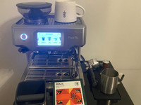 Breville 880 The Barista Touch Espresso Machine 