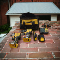 Dewalt Compact Drill and Impact Driver Package