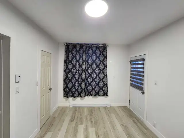 Room for Rent in Room Rentals & Roommates in City of Montréal - Image 3