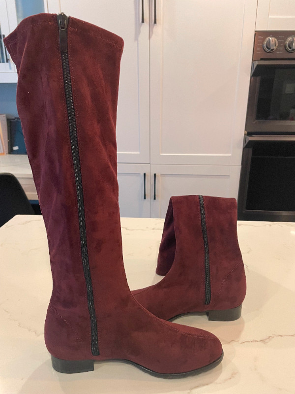 Ron White Bordeaux Stretch Eco Suede Boot Euro 38/US 7.5/8 NEW! in Women's - Shoes in Markham / York Region