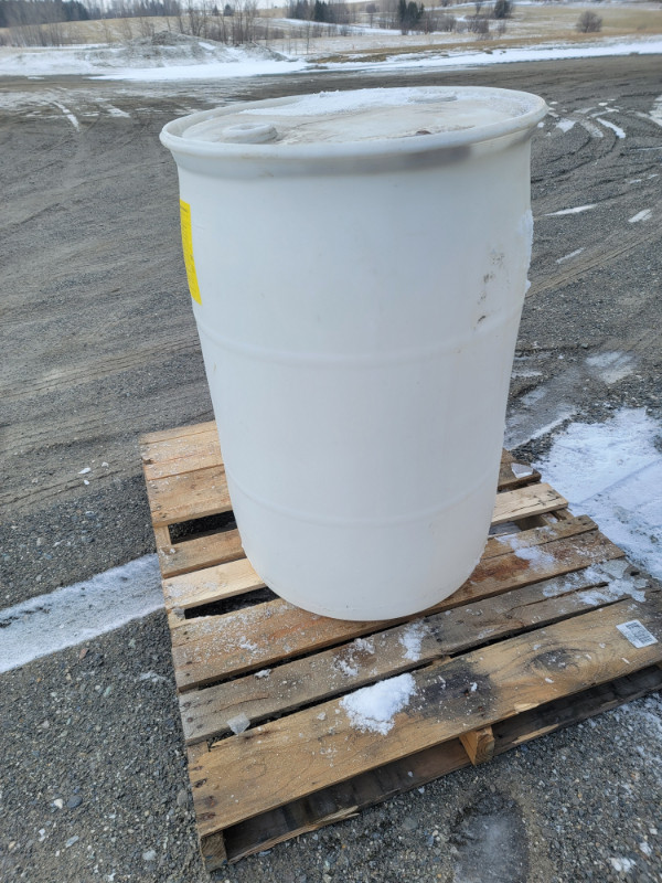 Baril 50 gallons (190 kg) de grade alimentaire. (15,00$ chacun) dans Autre  à Sherbrooke - Image 2
