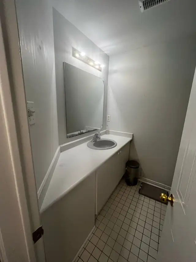 Summer Sublet – Private Spacious Basement Room in Room Rentals & Roommates in Guelph - Image 7