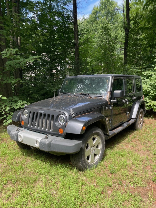 JEEP WRANGLER UNLIMITED 2010 - 231575 KM