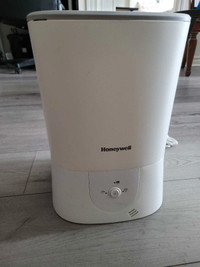 Honeywell humidifier,  Mississauga 