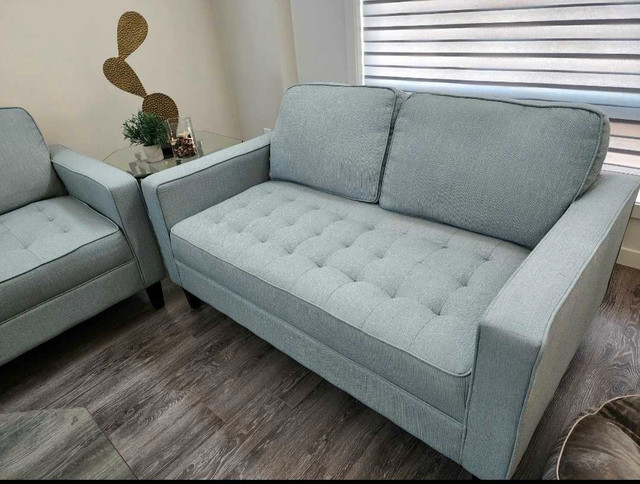 Gorgeous Sofa and loveseat for sale in Couches & Futons in Winnipeg - Image 2