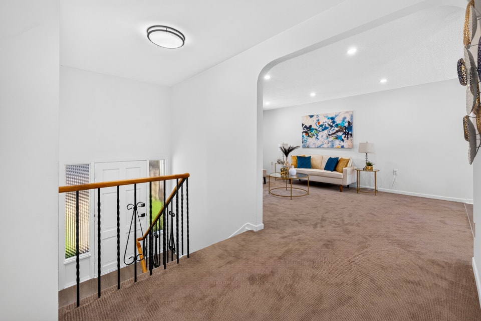House For Sale, photo 13 of 19