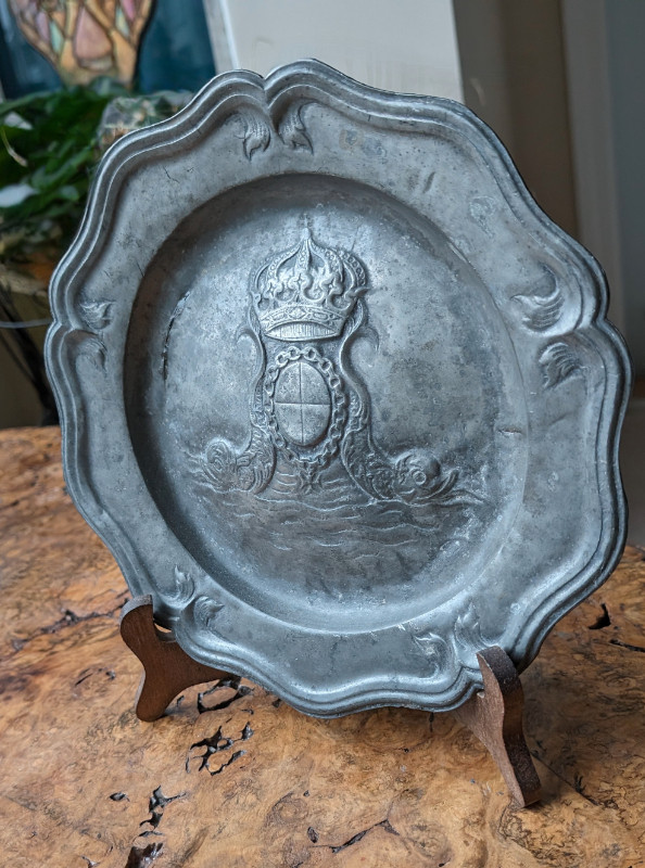 Antique pewter plate in Arts & Collectibles in Nanaimo