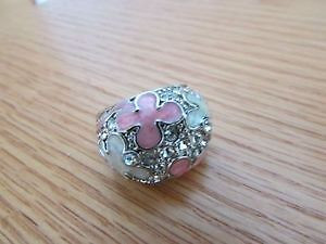 hand-painted white and pink bling ring in Jewellery & Watches in Charlottetown - Image 2