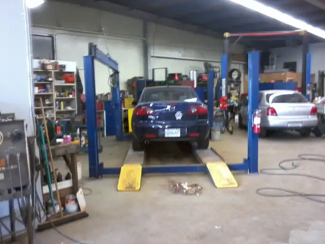 AUTO A SPECIALTY: WELDER IN DTOWN DARTMOUTH
