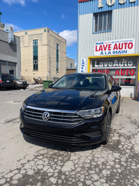 Jetta 2019 high-line fully loaded black on black leather 