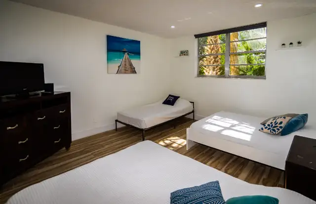 Miami Condo Sunny Isles Beach-Collins Ave Resort Luxury - Book in Florida in Canada - Image 6