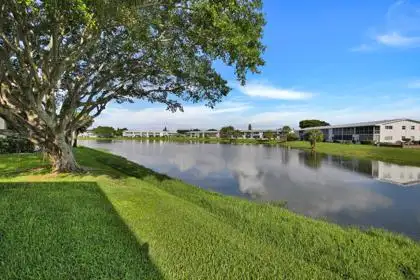 Condo à louer - Century Village West Palm Beach in Florida in Canada - Image 9