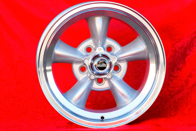 wheels Ford AR 7x15 8x15 PCD 5x114.3 Mustang, Falcon, silver in Auto Body Parts in City of Toronto - Image 4