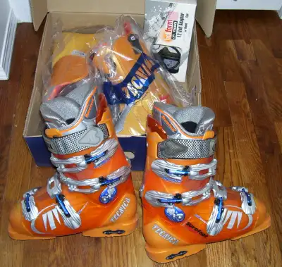 2006 Tecnica Diablo Ski Boots Size 245. Magnesium Hot Form Performance Liners. The original liners a...