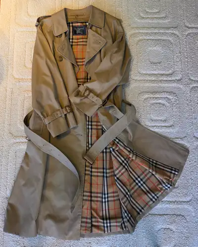 Men's Burberry Trenchcoat, View more