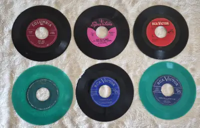 6 Vintage Country & Western 45 RPM Records Titles included: Hank Snow - My Memories of You & Ninety...