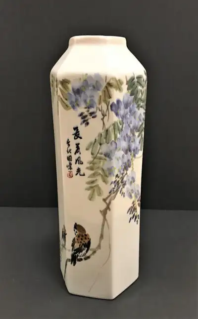 Chinese Porcelain Flower Vase Octagon Shape Excellent Condition, View more