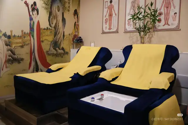 Ting Ting Massage 2 mins from WEM- Edmonton in Massage Services in Strathcona County - Image 7