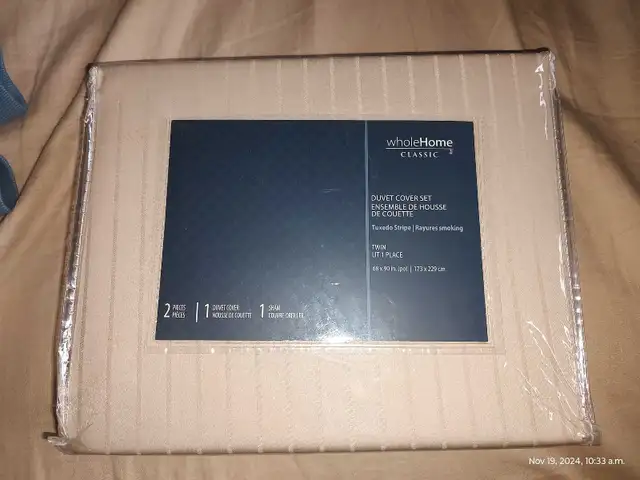 twin duvet cover in Bedding in Oakville / Halton Region - Image 4