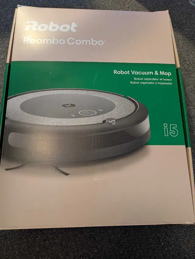 Roomba i5 in Vacuums in Winnipeg - Image 2