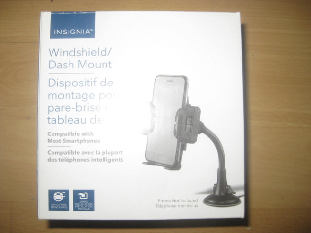 Insignia Car Auto GPS Dash Mount / Wind Shield Mount for GPS Nav in Audio & GPS in Mississauga / Peel Region - Image 2