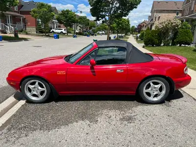 I am selling my 1990 Mazda Miata, a classic roadster in good condition that offers an incredible dri...
