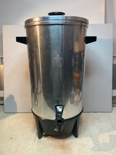 32 cups is the volume , still works well . Pick up st vital .