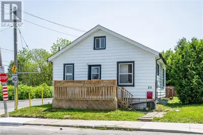 Student Room for Rent – Waterloo (Near Wilfrid Laurier University & University of Waterloo) One room...