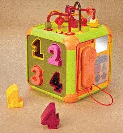 Cube d'activités / Marque Battat (1 an et +) in Toys in Sherbrooke - Image 2