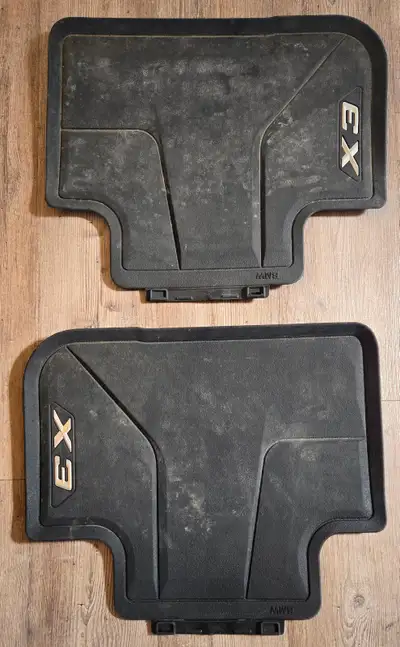 Sturdy BMW rubber floor and trunk mats, set of 5, good condition.
