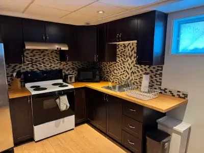 Looking for a cozy, hassle-free place to call home in Lachine? This bright and fully equipped studio...