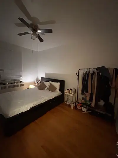 Lit Malm Ikea 4 tiroirs (Queen), View more