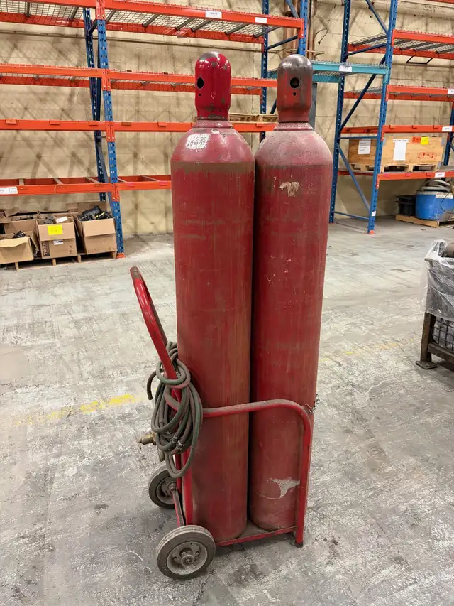 Bonbonne CO2 75lb CO2 tank in Other in Drummondville - Image 2