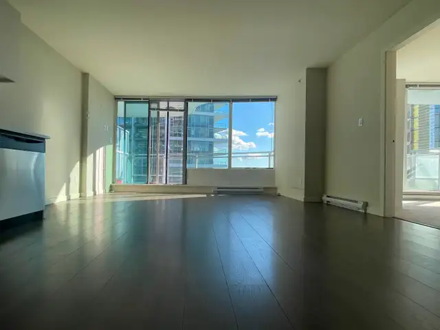 Surrey Central | 2 Bed & 1 Bath | $2,100 Available Dec 1 in Long Term Rentals in Delta/Surrey/Langley - Image 10