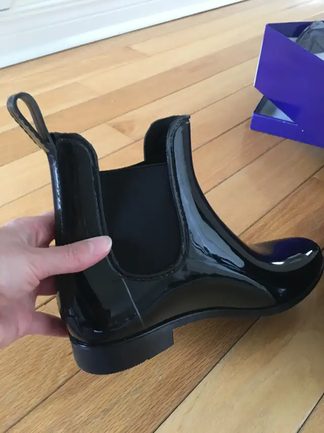 Ladies Waterproof Rain Boots Size8 P/U Markham in Women's - Shoes in Markham / York Region - Image 7