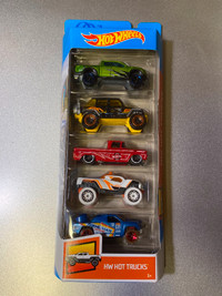 HW HOT TRUCKS *5 pack* - HOT WHEELS