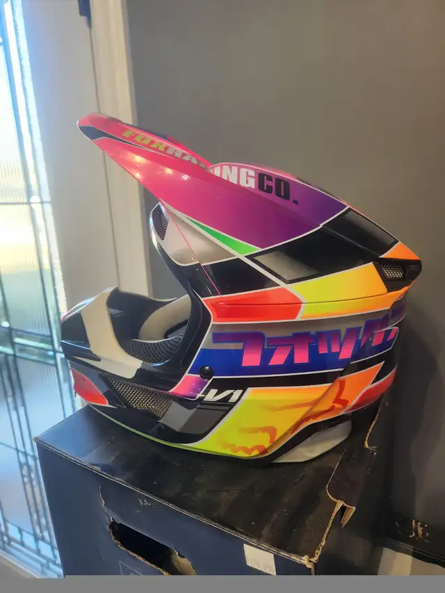 Dirt bike helmets in Motorcycle Parts & Accessories in Windsor Region - Image 6