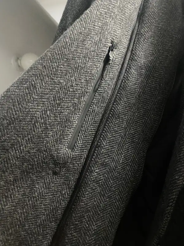 Men Winter wool coat (Cardinal) brand new never used in Women's - Tops & Outerwear in City of Montréal - Image 10